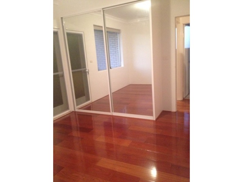 8/25 Graham Road, Narwee NSW 2209