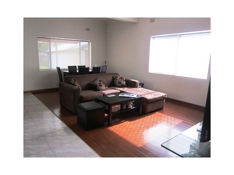 19 Karingal Street, Kingsgrove NSW 2208