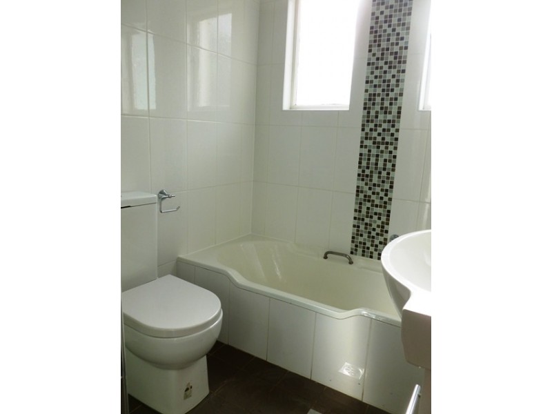 1 Omnibus Road, Kingsgrove NSW 2208