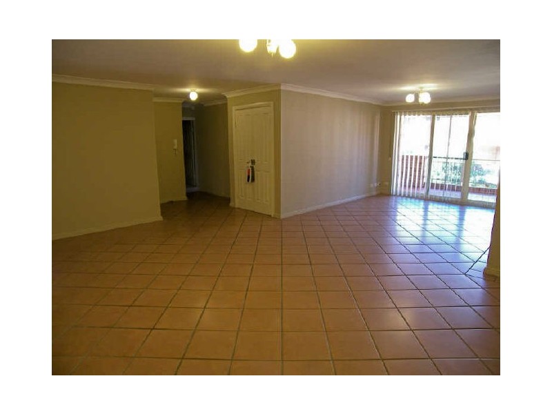 16/7-11 Hampden Street, Beverly Hills NSW 2209