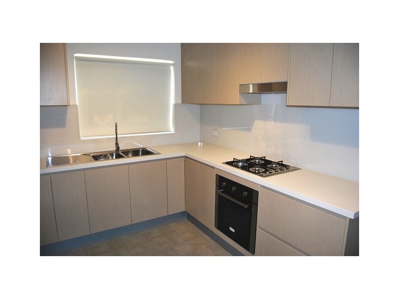 11 Thomas Street, Kingsgrove NSW 2208