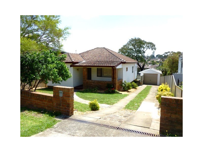 25 Mavis Avenue, Peakhurst NSW 2210