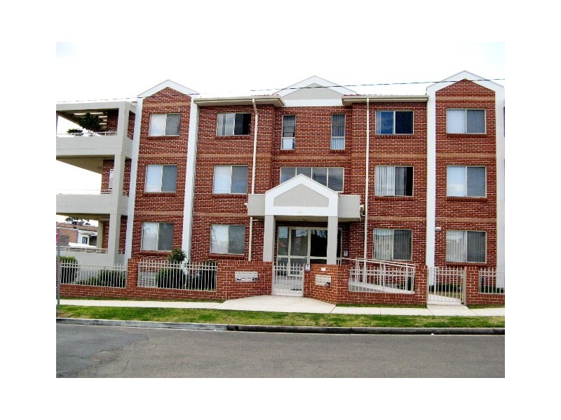 11/2A Morotai Avenue, Riverwood NSW 2210