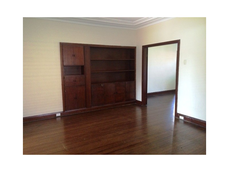 69 Rosemeath Avenue, Kingsgrove NSW 2208