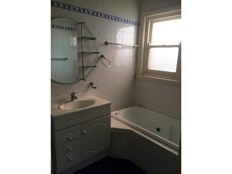 69 Rosemeath Avenue, Kingsgrove NSW 2208