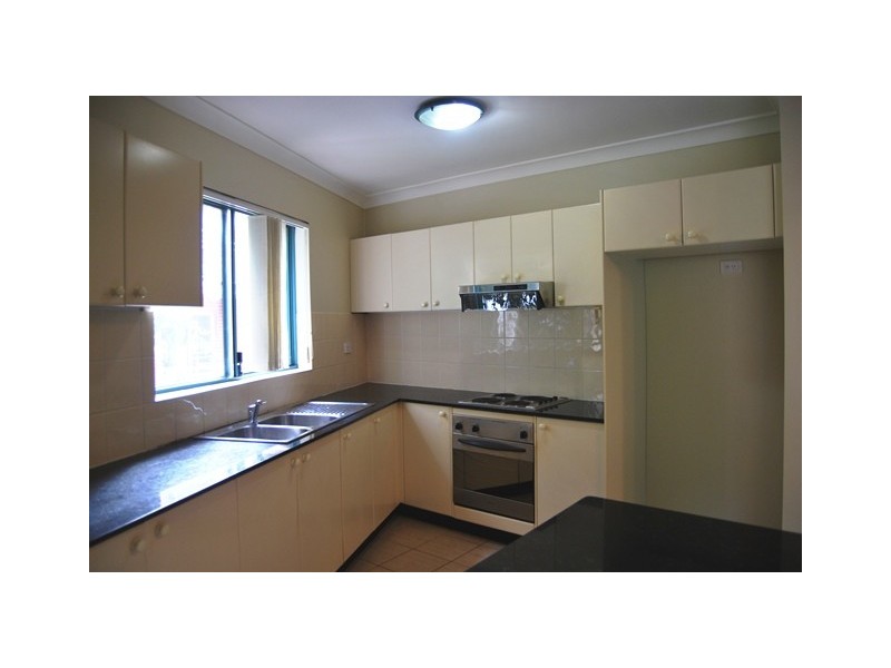 12/22 Sarsfield Circuit, Bexley North NSW 2207