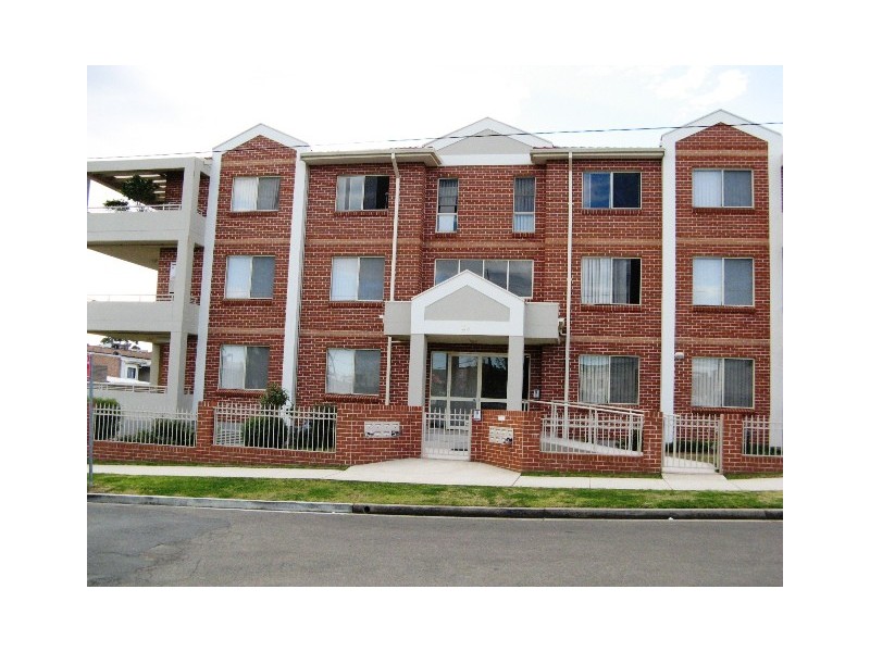 12/2A Morotai Avenue, Riverwood NSW 2210