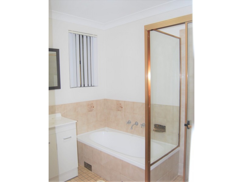 2/8-12 Koorabel Avenue, Gymea NSW 2227