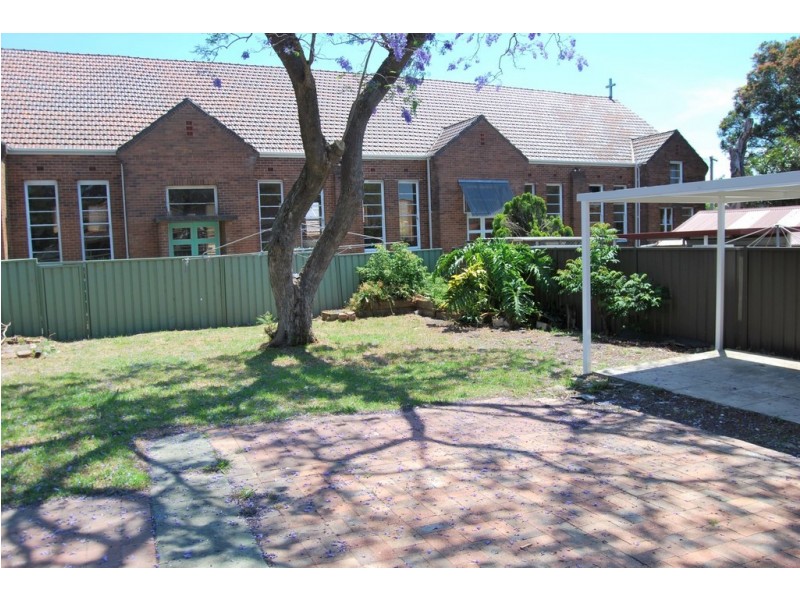 81 Caroline Street, Kingsgrove NSW 2208