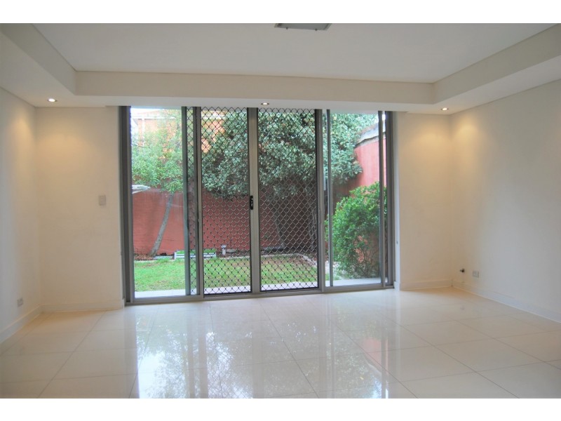 176C Unwins Bridge Road, St Peters NSW 2044