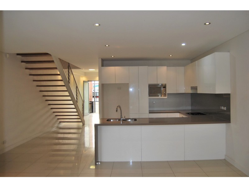 176C Unwins Bridge Road, St Peters NSW 2044