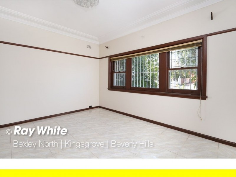 33 Bobadah Street, Kingsgrove NSW 2208