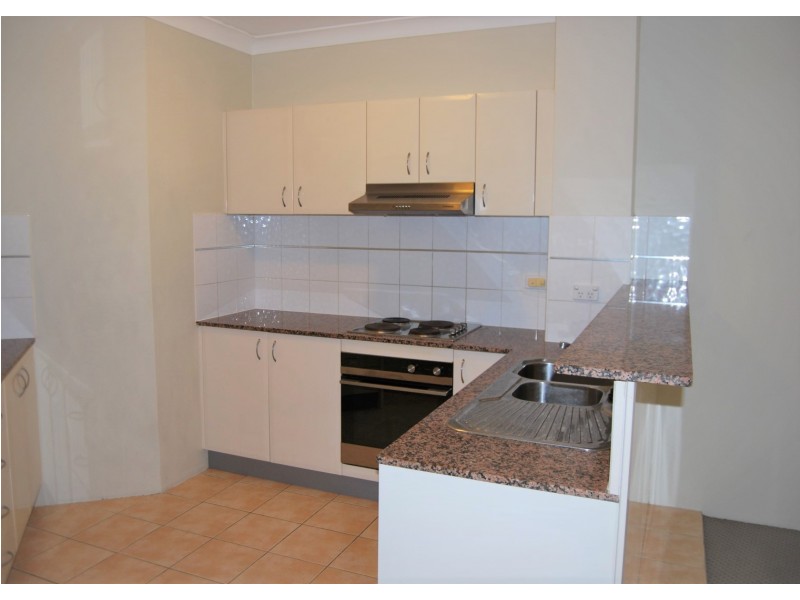 32 Wolli Creek Road, Banksia NSW 2216