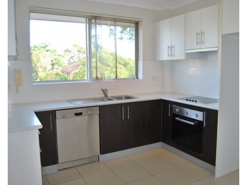 8/33-35 Macquarie Place, Mortdale NSW 2223