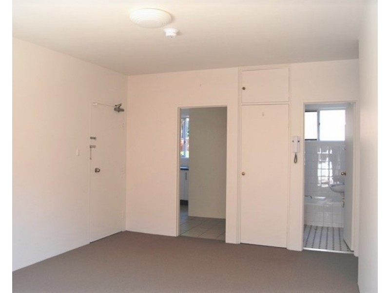 1/7 Phillip Street, Roselands NSW 2196