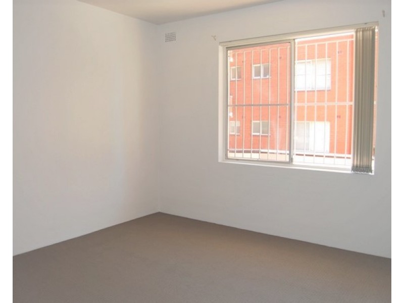 1/7 Phillip Street, Roselands NSW 2196