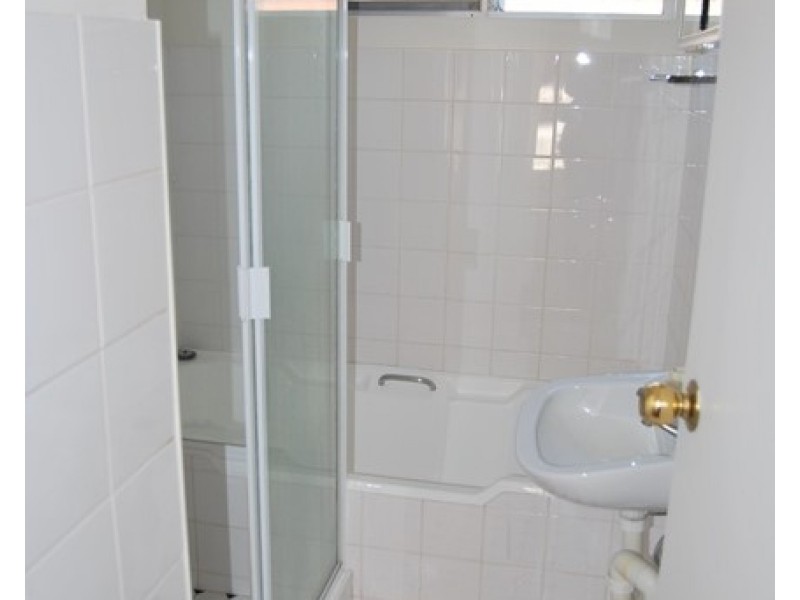 1/7 Phillip Street, Roselands NSW 2196