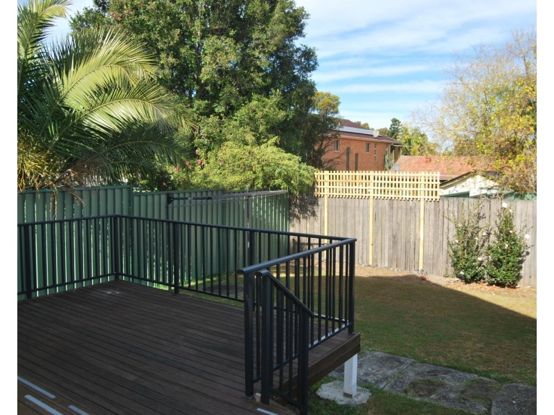 17 Roseland Avenue, Roselands NSW 2196