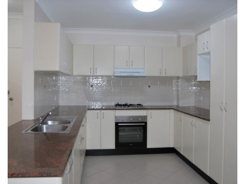 8/2A Morotai, Riverwood NSW 2210