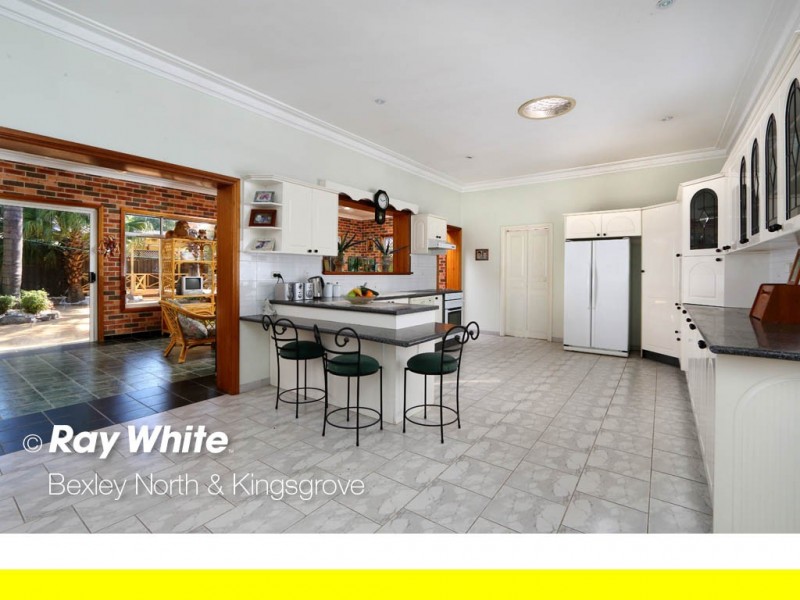 2 Perrys Avenue, Bexley NSW 2207