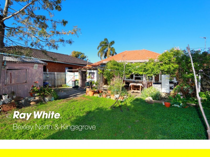 15 Gueudecourt Avenue, Earlwood NSW 2206