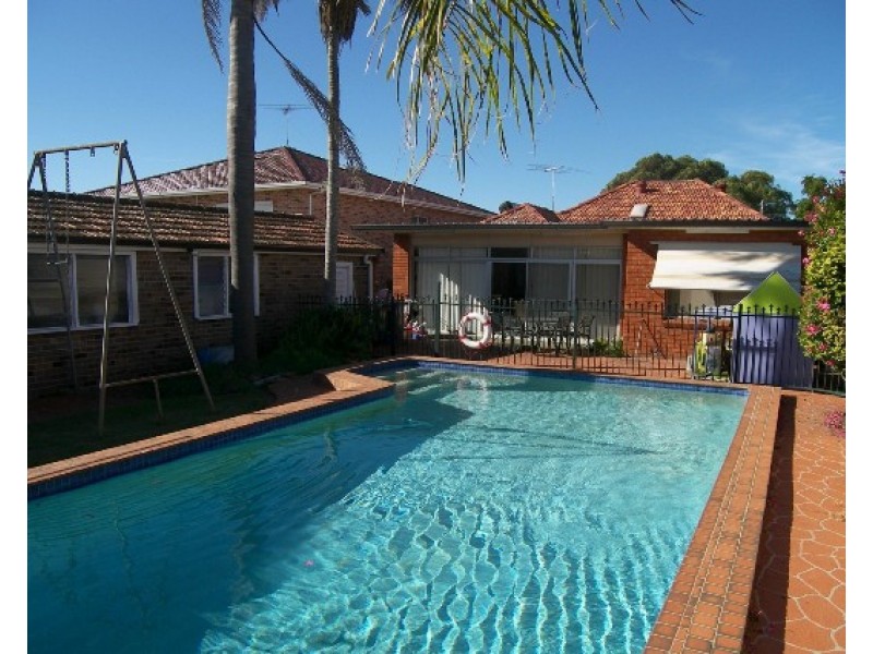 53 Staples Street, Kingsgrove NSW 2208