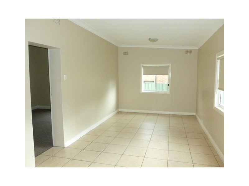 1 Moorefields Road, Kingsgrove NSW 2208