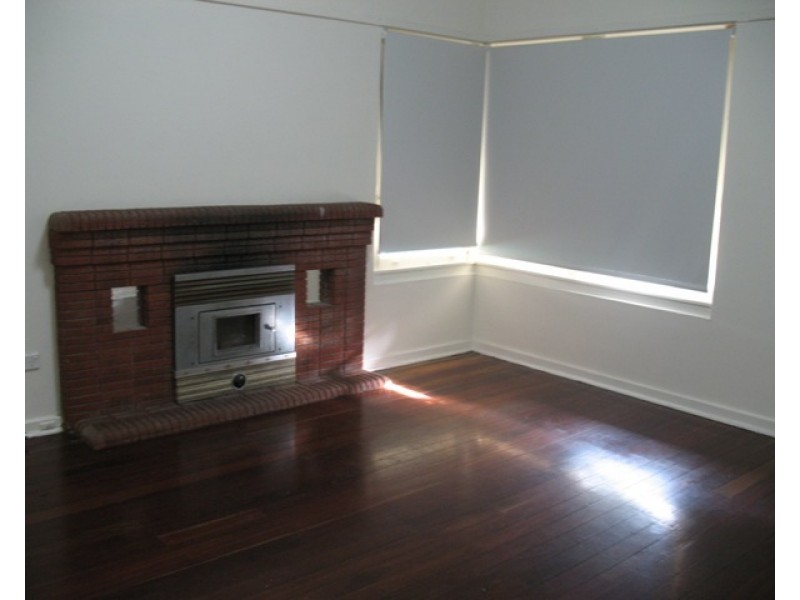 12 Poole Street,, Kingsgrove NSW 2208