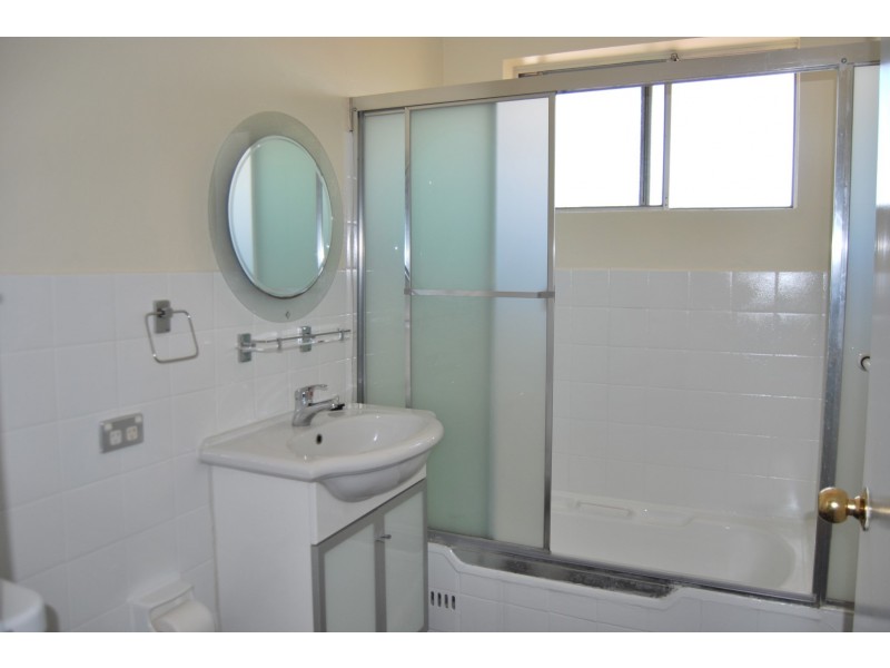 6/18 Augusta Street, Punchbowl NSW 2196