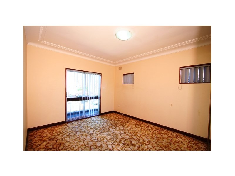 17 Pacific Street, Kingsgrove NSW 2208