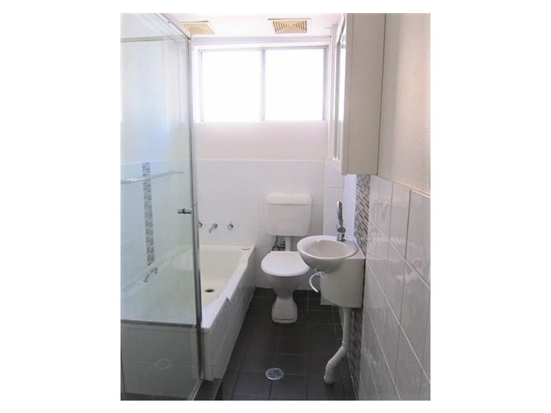 11/11 St Albans Road,, Kingsgrove NSW 2208