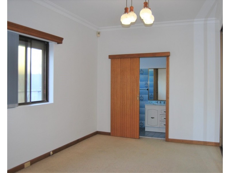 9 Hillcrest Avenue, Hurstville NSW 2220