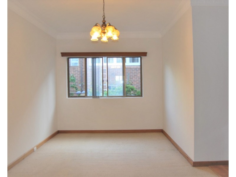 9 Hillcrest Avenue, Hurstville NSW 2220