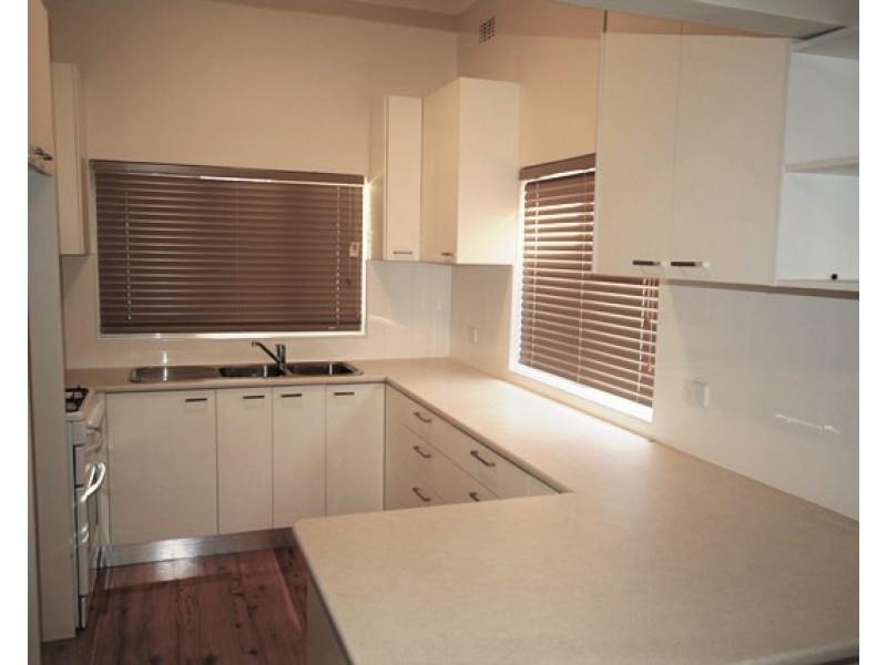 9 Messiter Street, Campsie NSW 2194