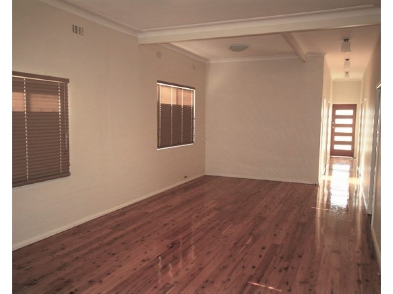 9 Messiter Street, Campsie NSW 2194