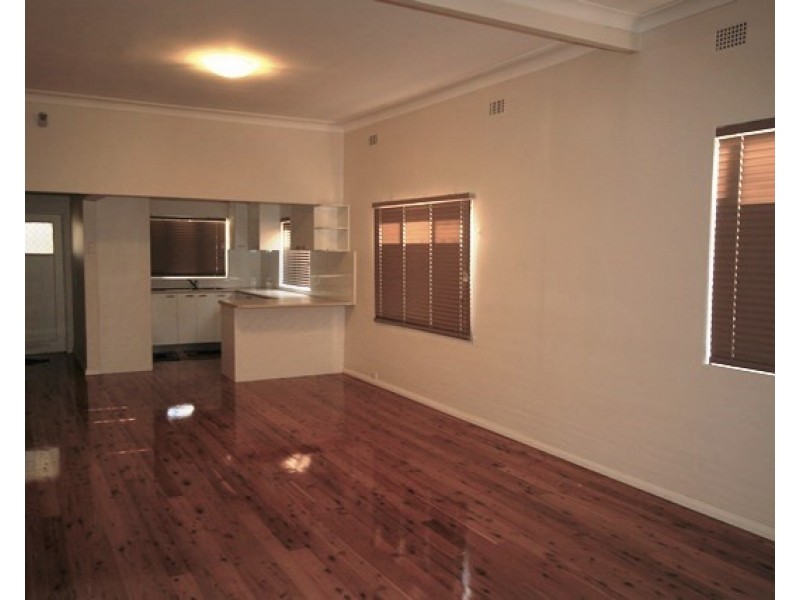 9 Messiter Street, Campsie NSW 2194