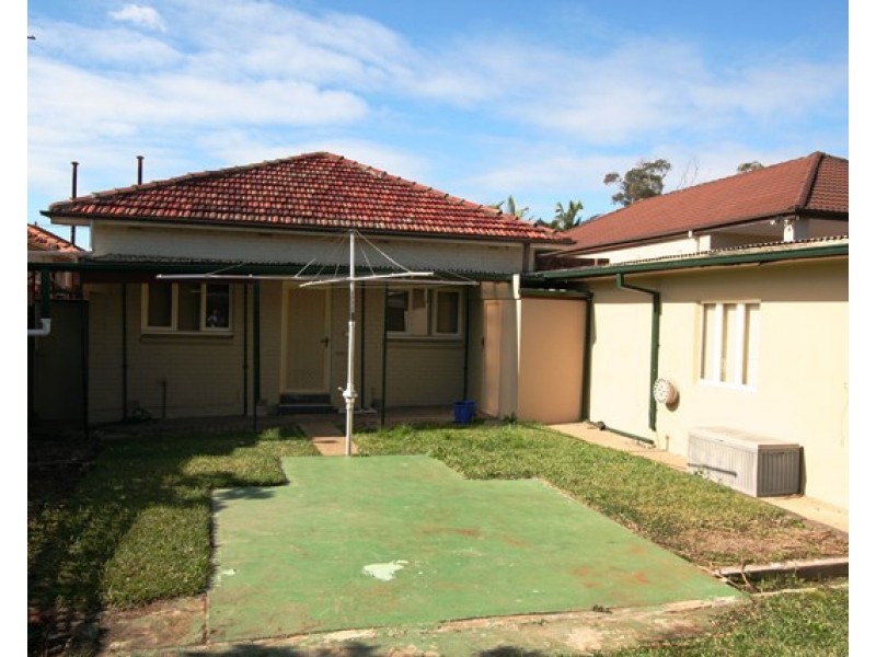 9 Messiter Street, Campsie NSW 2194