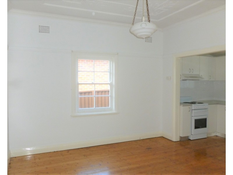 2 Banner Road, Kingsgrove NSW 2208