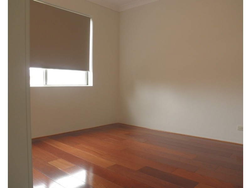 8/25 Graham Road, Narwee NSW 2209