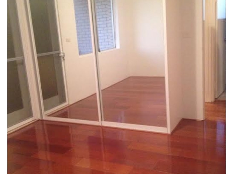 8/25 Graham Road, Narwee NSW 2209