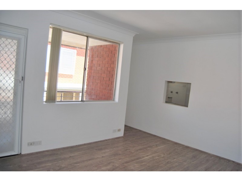 5/7 Mckern Street, Campsie NSW 2194