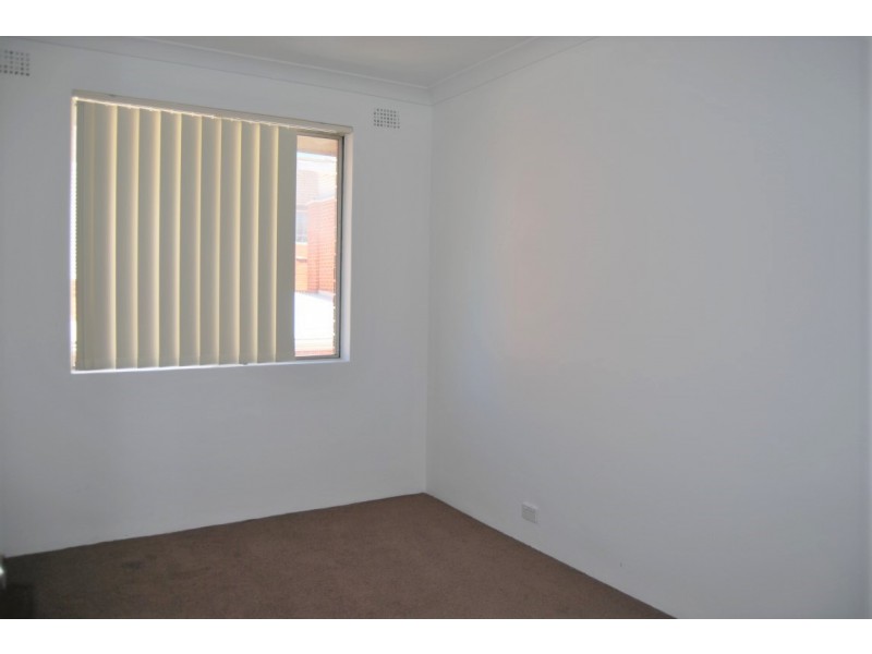 5/7 Mckern Street, Campsie NSW 2194