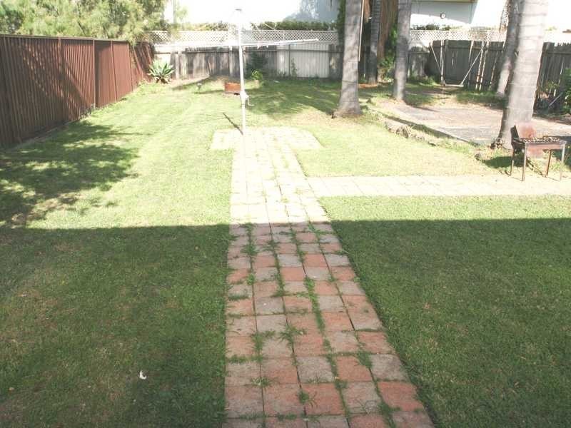 19 Karingal Street, Kingsgrove NSW 2208