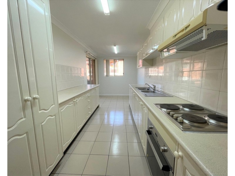 16/7-11 Hampden Street, Beverly Hills NSW 2209