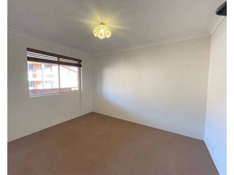 16/7-11 Hampden Street, Beverly Hills NSW 2209