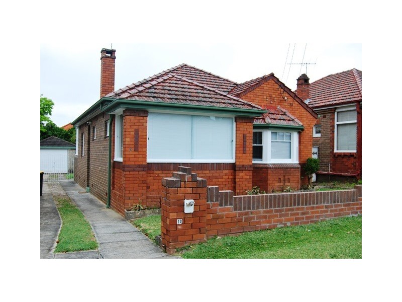 10 Marina Street, Kingsgrove NSW 2208