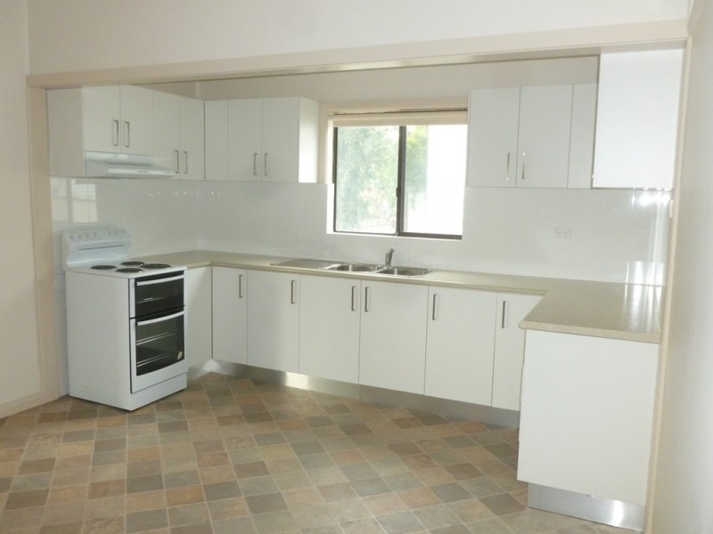 25 Mavis Avenue, Peakhurst NSW 2210