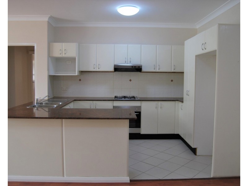 11/2A Morotai Avenue, Riverwood NSW 2210