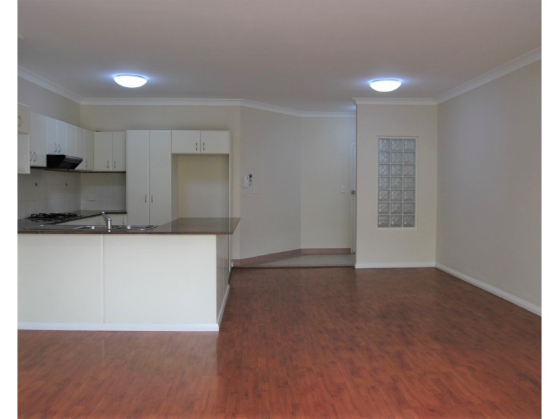 11/2A Morotai Avenue, Riverwood NSW 2210