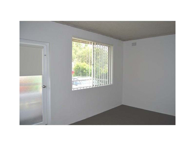 2/7 Mckern Street, Campsie NSW 2194